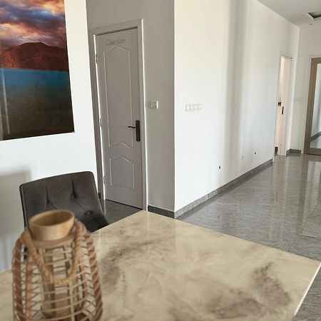 Appartement De Luxe Meuble A Louer - Dakar Pres Des Almadies 3 Ch/ 3 Sdb Ngoại thất bức ảnh